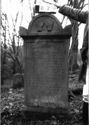 Grabstein 879
