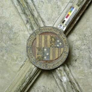 Schlußstein mit Wappenschild