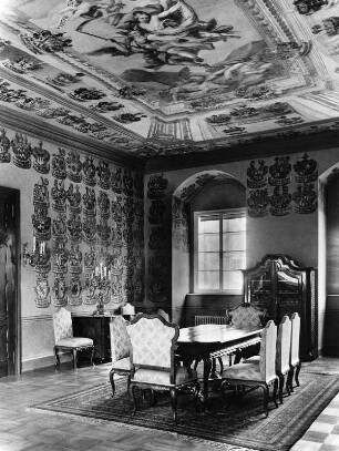 Klagenfurt. Landhaus (1739; Ausmalung J. F. Fromiller). Kleiner Wappensaal
