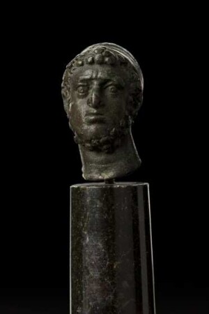 Köpfchen Ptolemaiosʼ IX. mit Diadem