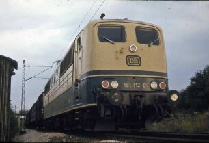 Stuttgart-Stammheim Abzweig Lok 151 112