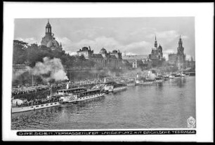 Dresden, Brühlsche Terrasse und Terrassenufer mit Dampferanlegestelle