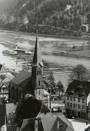 Johanneskirche : Stadtkern mit Johanneskirche gegen Elbe mit Personenseitenraddampfer "Dresden"