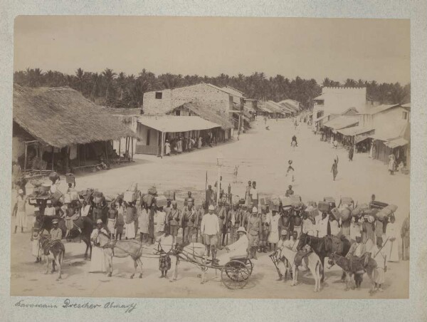 Départ de la caravane de batteurs