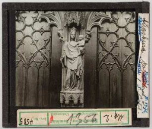 Augsburg, Dom: Südportal, Madonna