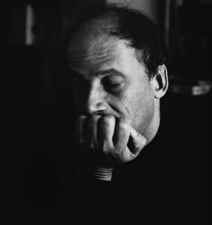 Luc Bondy (1948-2015; Theater-, Opern- und Filmregisseur). Paris, 1992