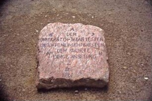 Grabstätte von Paschen von Cossel: Votivstein von 1791