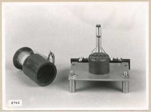 Prüfrelais T.G.F., Bauteile; Foto, 1953