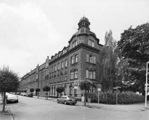 Wurzen. Wohnhäuser, Marienstraße Nr. 25/33. Straßenansicht