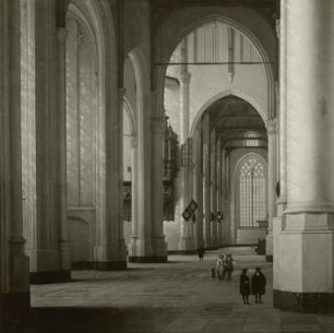 Sankt Laurentius in Rotterdam: Blick in den Innenraum