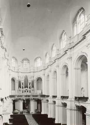 Katholische Hofkirche