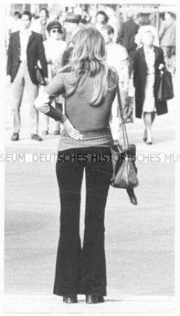 Rückenansicht einer Frau