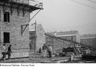 Bauarbeiter auf der Baustelle Doktor-Hermann-Duncker-Straße