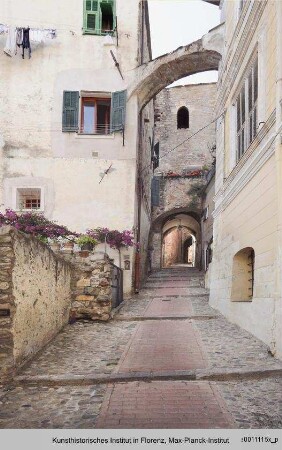 Via Littardi, Taggia