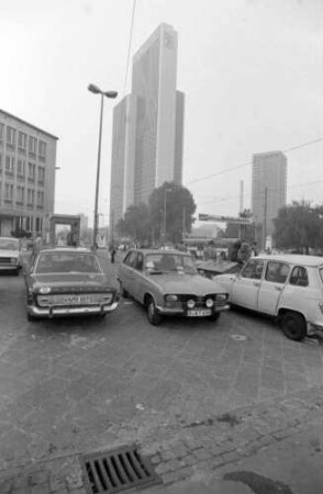 Frankfurt: Hochhaus in der Friedrich-Ebert-Anlage