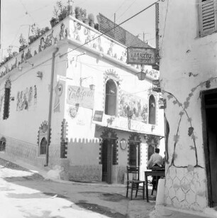 Athen: Taverne Außenbemalung