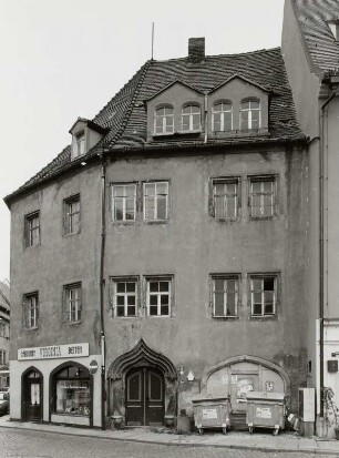 Pirna-Altstadt. Wohnhaus, Am Markt 3 / Ecke Töpfergasse : Pirna-Altstadt. Wohnhaus mit Laden, Am Markt 3 / Ecke Töpfergasse. Straßenansicht
