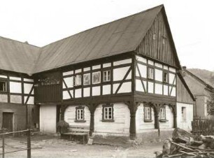 Schwaden (heute Ústí nad Labem-Svádov). Umgebindehaus