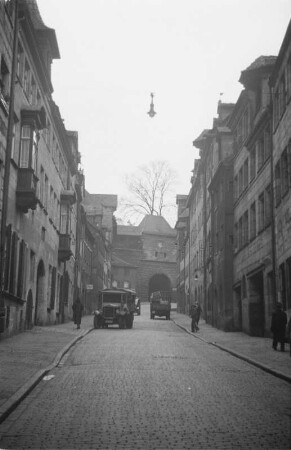 Albrecht-Dürerstraße und Tiergärtnertor (Exkursion: Niederländisch-Indien 1938)