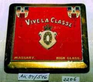 Blechdose für 10 Stück Zigaretten "VIVELA CLASSE MASSARY. HIGH CLASS."