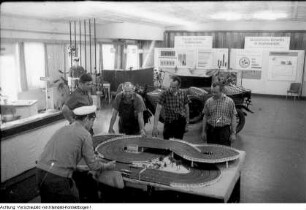 Dresden, Volkspolizei: Verkehrserziehung, Verkehrsunfälle, etc., um 1970