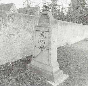 Viertelmeilenstein : Pomßen, Viertelmeilenstein