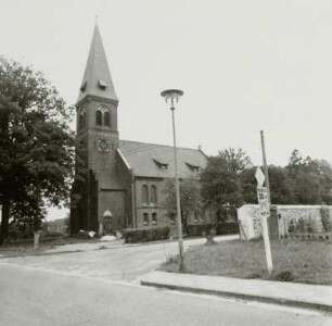 Groß Luja. Dorfkirche : Spremberg-Groß Luja. Dorfkirche (1898/1899). Ansicht von Südwesten