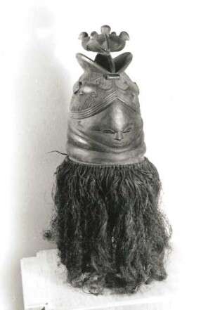 Topfmaske. Holz, geschnitzt. NW-Afrika, Sierra Leone. Dresden: Museum für Völkerkunde