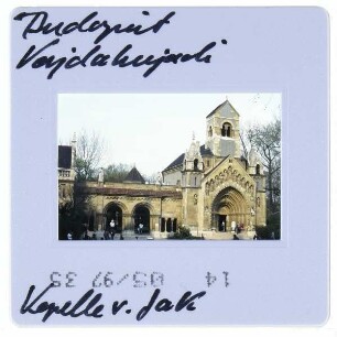 Budapest, Burg Vajdahunyad : Burgkapelle