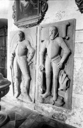 Kientzheim: Grabtafel der Herren von Schwendi, beide Grabtafeln, links Lazarus Schwendi