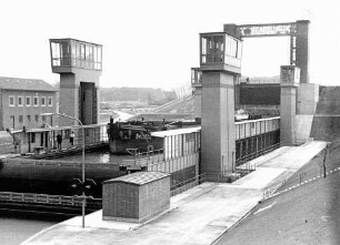 Neues Schiffshebewerk Henrichenburg/Dortmund-Ems-Kanal