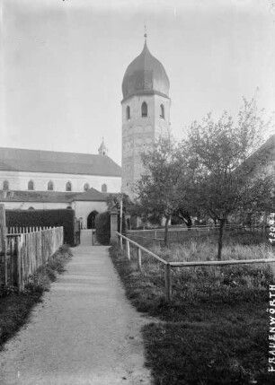 Benediktinernonnenkloster — Abtei- und Kuratiekirche Mariä Opferung