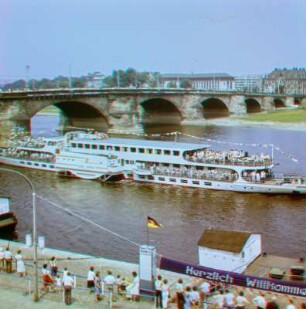 dieselelektrisches Seitenradschiff "Karl Marx", 1963, VEB Schiffswerft Roßlau