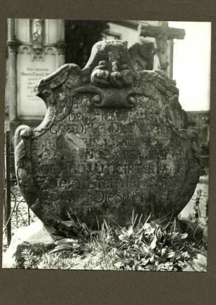 alter Friedhof. Grabstein 1736