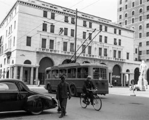 Brescia, Piazza della Vittoria