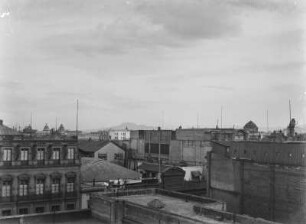 Stadtansicht : Blick über die Hausdächer einer Stadt