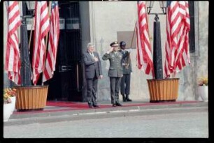 Fotografie: Offizielle Verabschiedung von John Kornblum, US-Gesandter in West-Berlin