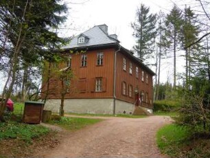 Ilmenau - Jagdhaus Gabelbach : Im Jagdhaus Gabelbach, heute Museum, war Goethe oftmals zu Gast. Aufgenommen am 29. April 2012 bei Ilmenau