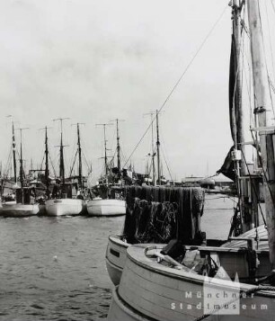 Dänemark. Fischerboote im Hafen von Esbjerg