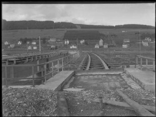 Plochingen: Bahnbrücke an der Umgehungsbahn Wernau-Reichenbach bei Plochingen (oder Gäubahnbrücken über die Donau in Tuttlingen ?)