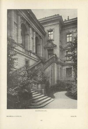 Präsidialgebäude. Hauptaufgang. Berlin