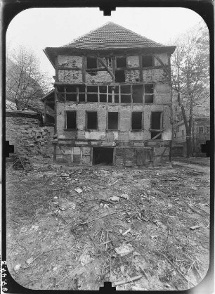 Erfurt-Altstadt, Michaelisstraße 10. Haus zum Güldenen Krönbacken (Baubeginn 1326, Erweiterung 1433). Seitenfront des Haupthauses
