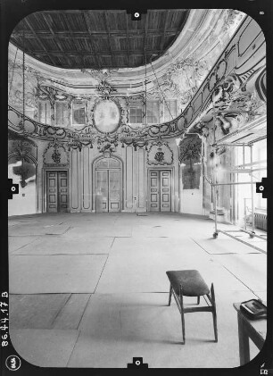 Sondershausen. Schloß (1534-um 1550, Umbau und Erweiterung ab 1680). Neuer Nordflügel, Blauer Saal, Innenansicht