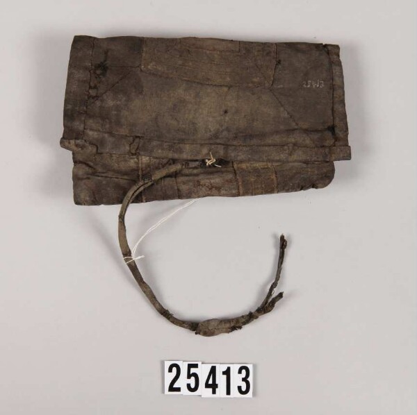 Tobacco pouch