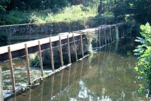 Wehr in einem Fluss