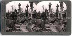 Zerstörter Friedhof in Frankreich
