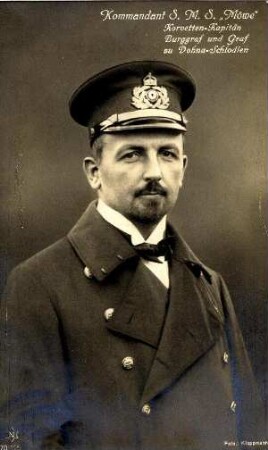 Kriegsmarine - Korvettenkapitän Nikolaus Graf zu Dohna-Schlodien