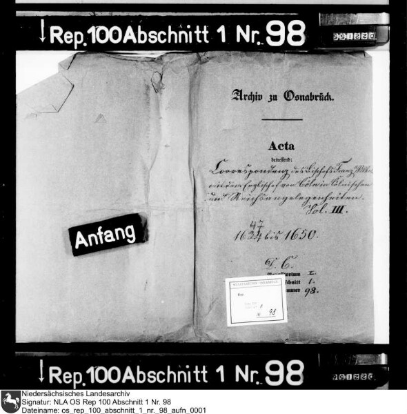 Korrespondenz Bischof Franz Wilhelms mit dem Kurfürsten von Köln über Kriegs- und Reichsangelegenheiten Enthält u.a.: Schreiben Kaiser Ferdinands III. an Kurköln; Schreiben Kurkölns an Kurbrandenburg; Korrespondenz Franz Wilhelms mit Leutnant Köpper; Kanzler und Rat des Stifts Minden an Kurköln; Verschiedene Schreiben Ferdinands III.; Graf von Trauttmansdorff an Kurköln; Vereinbarung Kurkölns mit Kurbrandenburg wegen umherstreifender Soldaten; Schreiben des Kurfürsten von Köln an den Administrator von Magdeburg; Kurkölnisches Schreiben an Kaiser Ferdinand III. und Korrespondenz Kurkölns mit Kursachsen; Schreiben der in Nürnberg versammelten Stände an den Kurfürsten von Köln