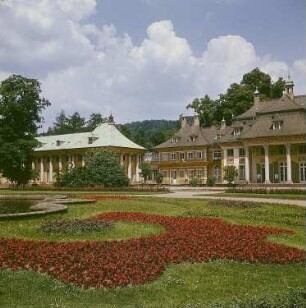 Dresden. Schloß Pillnitz, Bergpalais, Hofseite