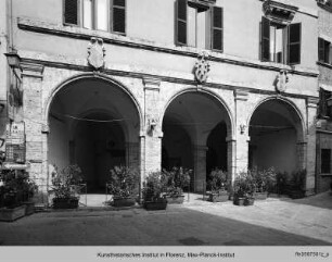 Logge del Grano, Logge del Mercato, Montepulciano